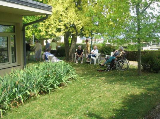 Etablissement-Maurice-Villatte_extérieur-jardin